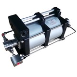 通用型氣液增壓泵（雙驅(qū)動缸雙頭）（170倍/240倍/300倍/400倍增壓比）